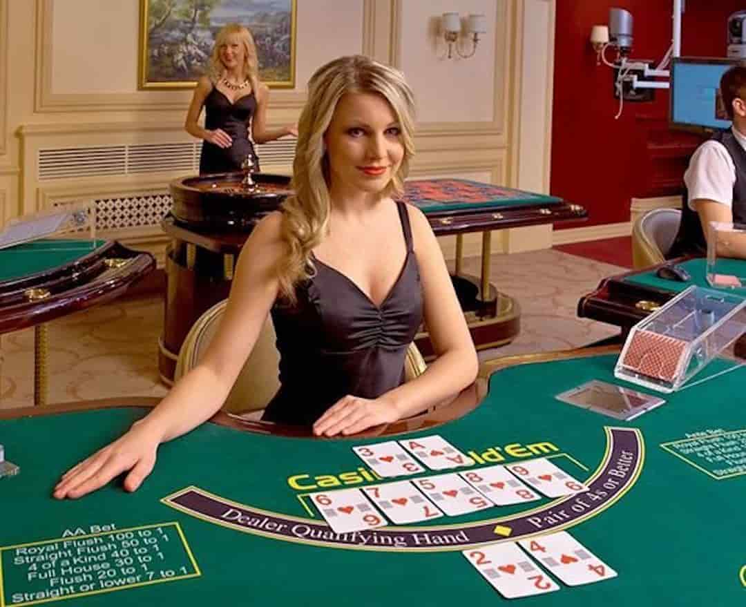 Vai trò của dealer là gì trong casino